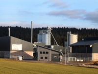 WUN_Bioenergie_holzkraftwerk_pelletherstellung__Wunsiedel_96dpi